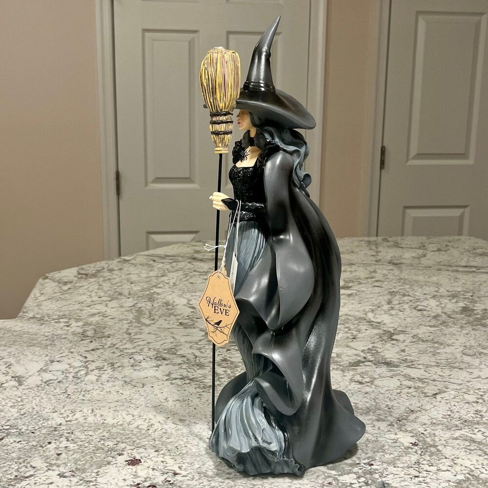 Hallow’s Eve Halloween Gorgeous Elegant Witch w Spider Flowing Cape Broomstick - Picture 4 of 8